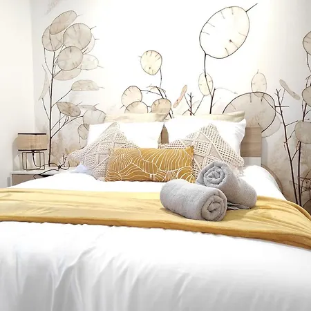 ☆ 16eme Ciel ☆ Proche Gare ☆ Vue Panoramique ☆ Clim.