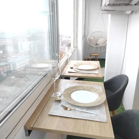 ☆ 16eme Ciel ☆ Proche Gare ☆ Vue Panoramique ☆ Clim. Appartement